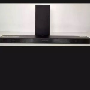 LG 400W 2.1-Channel High Res Audio Soundbar System with Wireless (SKM5Y)